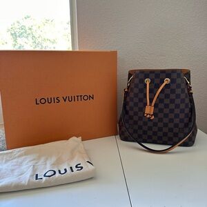 Limited Edition Louis Vuitton NeoNoe